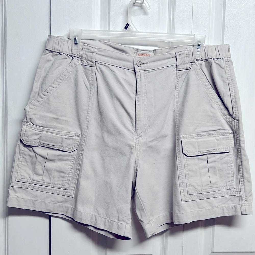 Savane Cream Wide Belt Loops Khaki Cargo Shorts Size 40